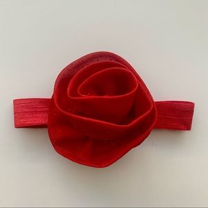 5/$5 baby headband 🌹